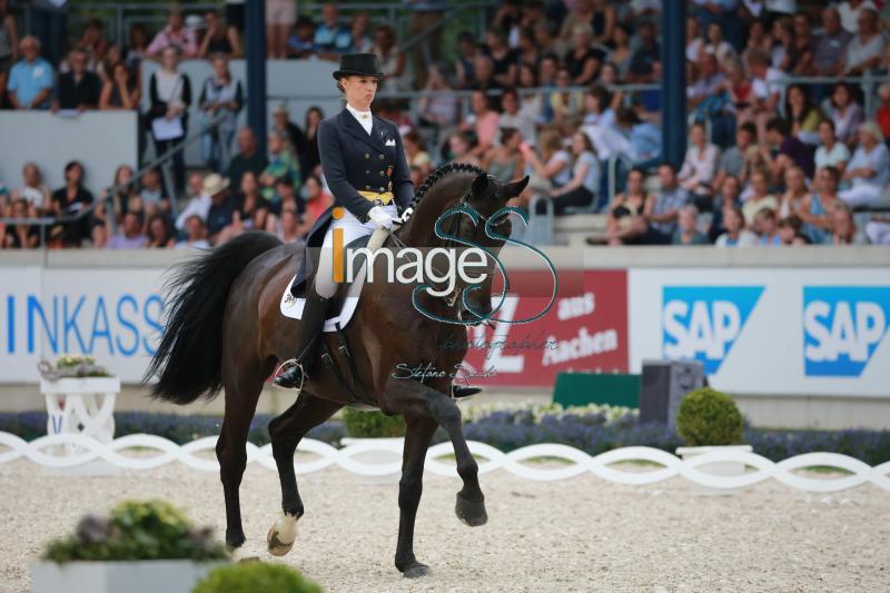 Muller-Lutkemeier_Fabregaz_Aachen 2018_SS7_1736.jpg